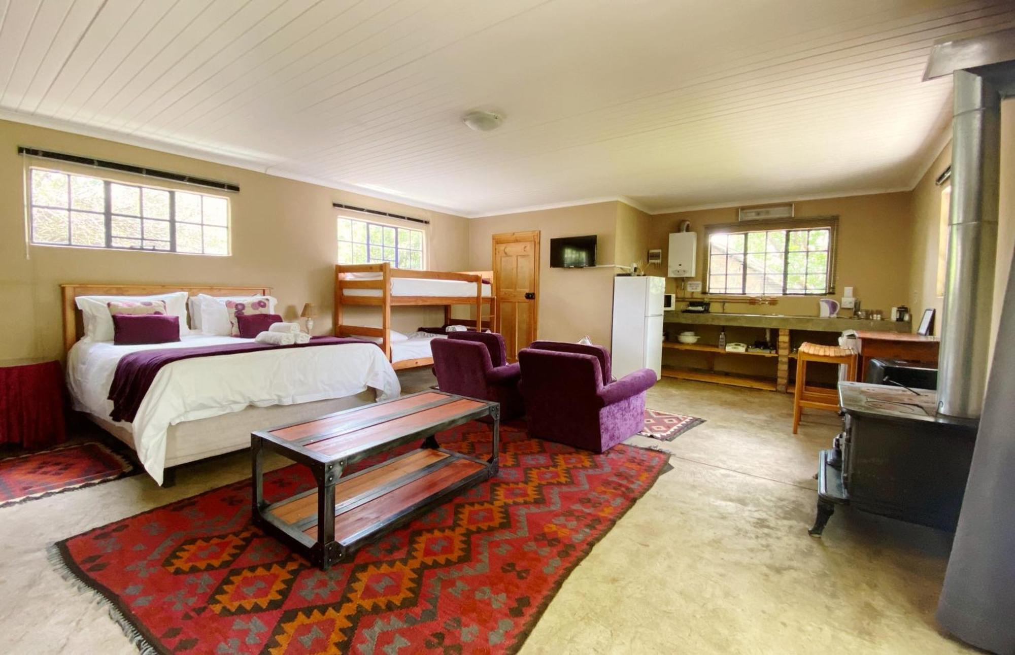 Collett House And Lavender Cottage Кларенс Экстерьер фото