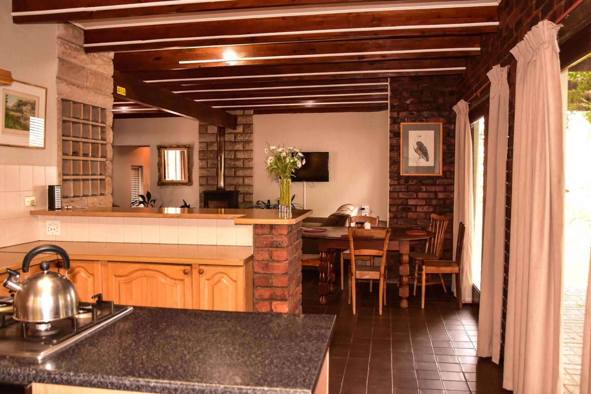 Collett House And Lavender Cottage Кларенс Экстерьер фото